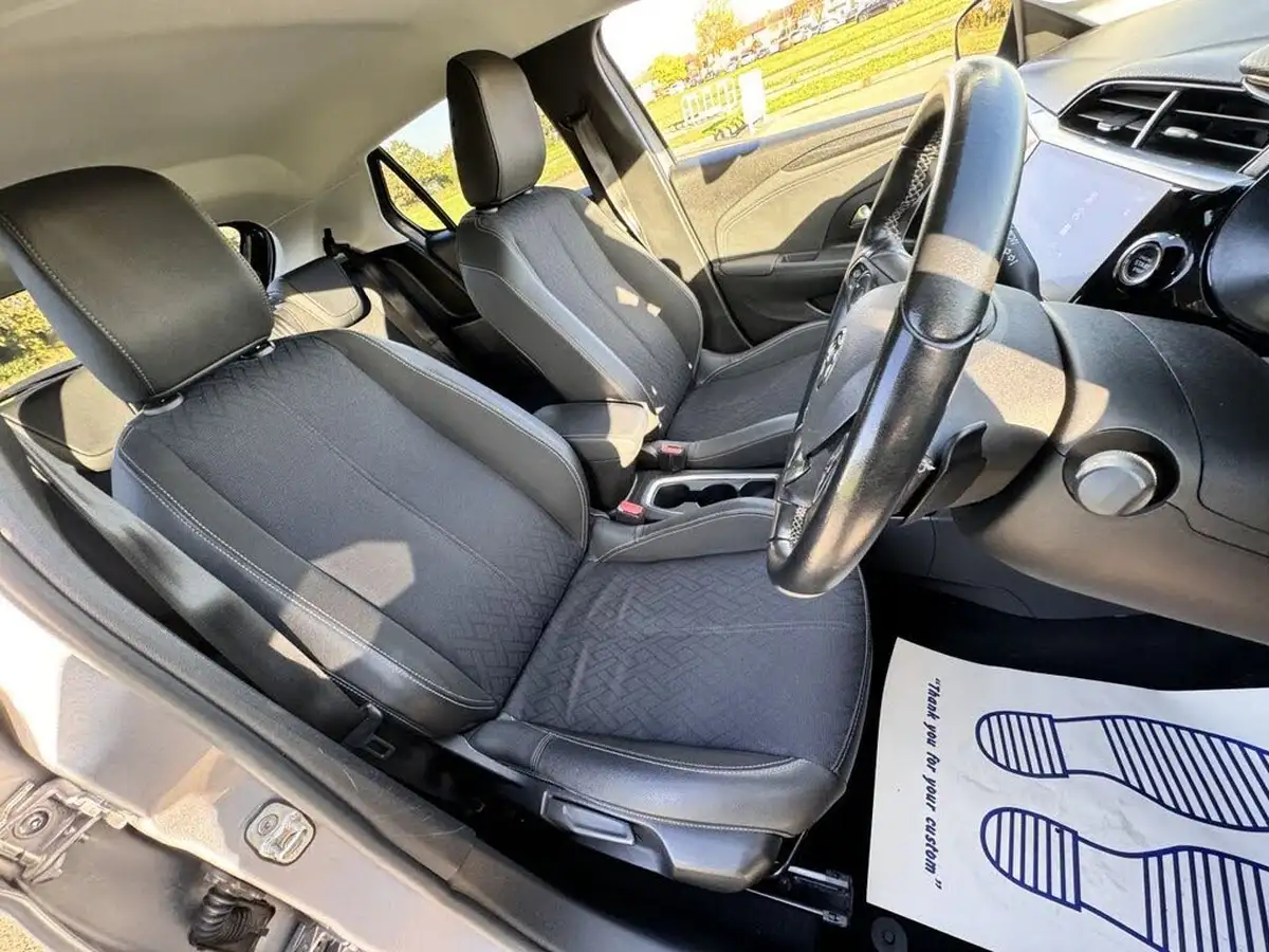 2020-vauxhall-corsa-12-turbo-elite-nav-premium-auto-big-14