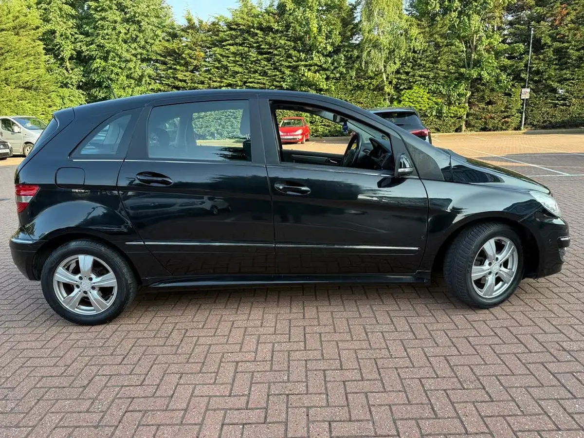 2010-mercedes-benz-b-class-15-b160-se-cvt-big-16