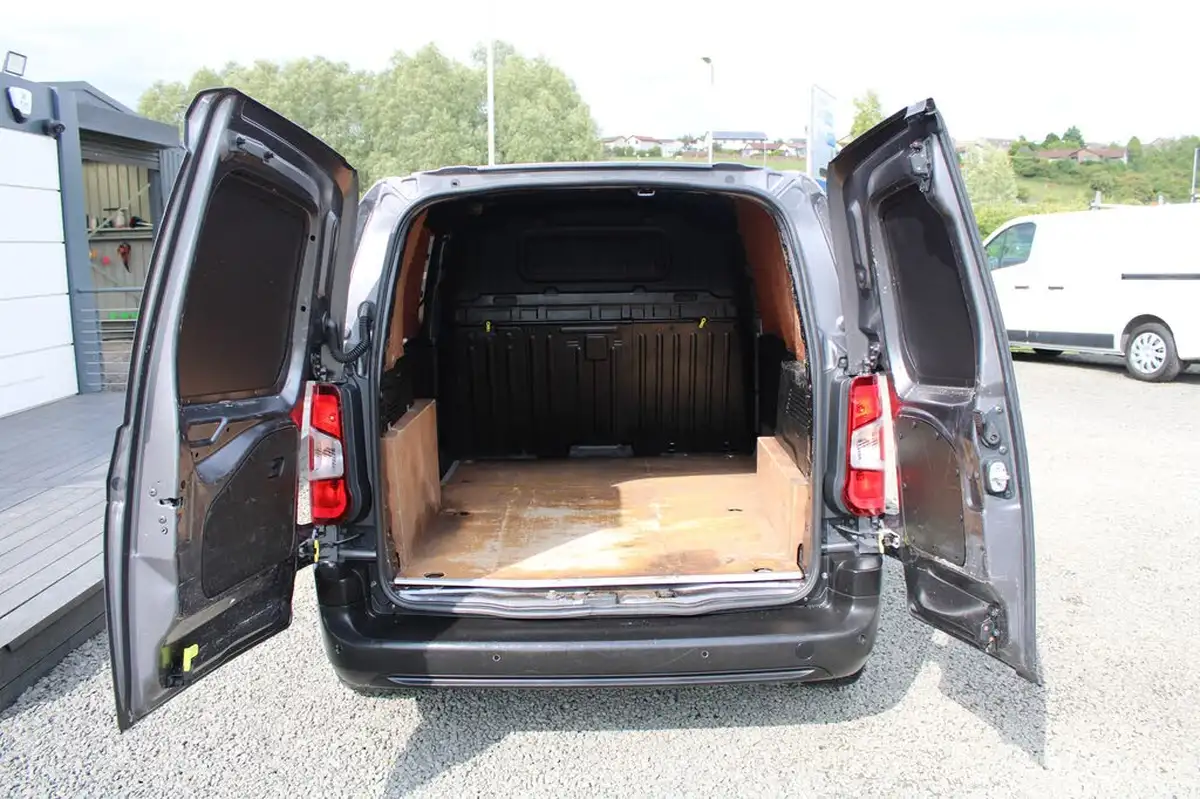 2018-citroen-berlingo-16bluehdi-650-enterprise-big-19