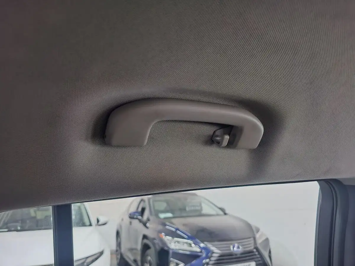 2019-nissan-leaf-e-n-connecta-big-35