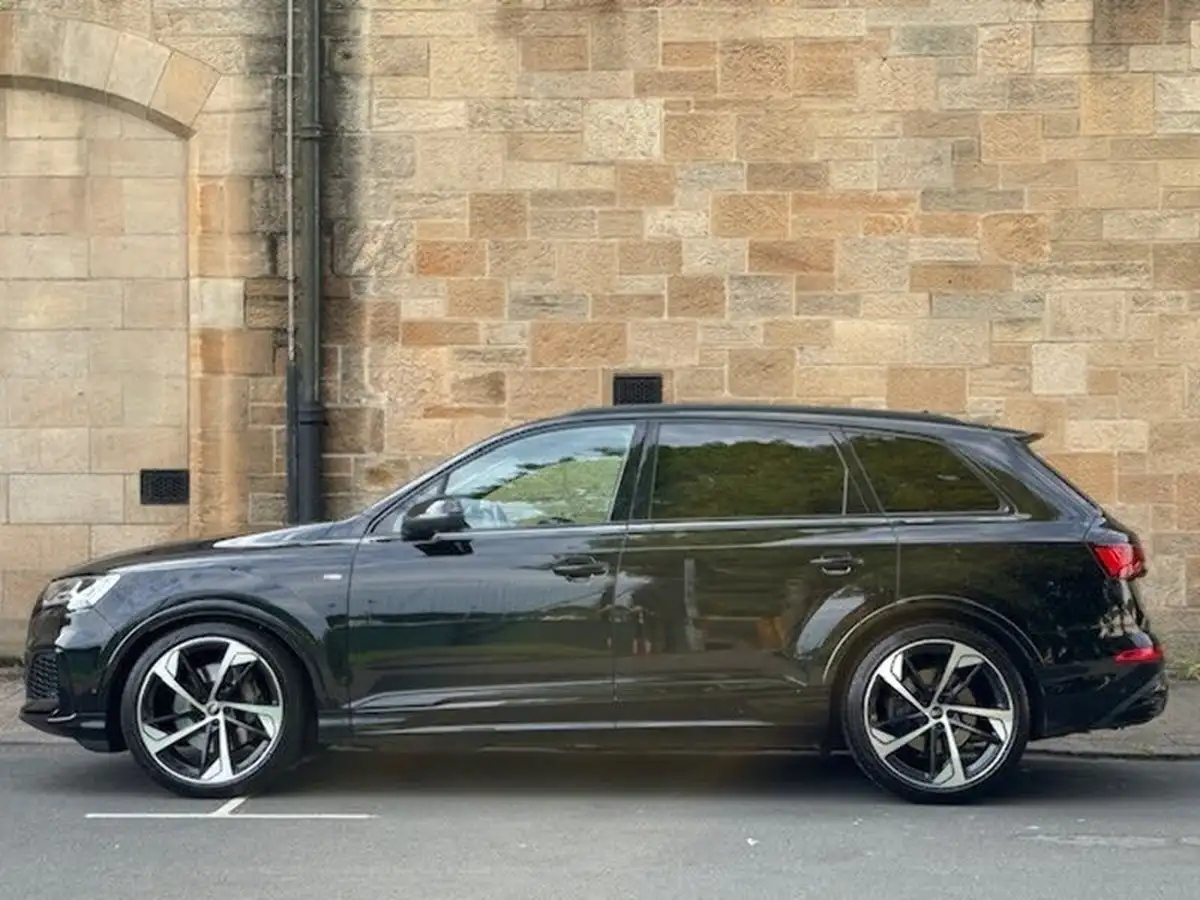 2022-audi-q7-30-55-tfsi-black-edition-big-26