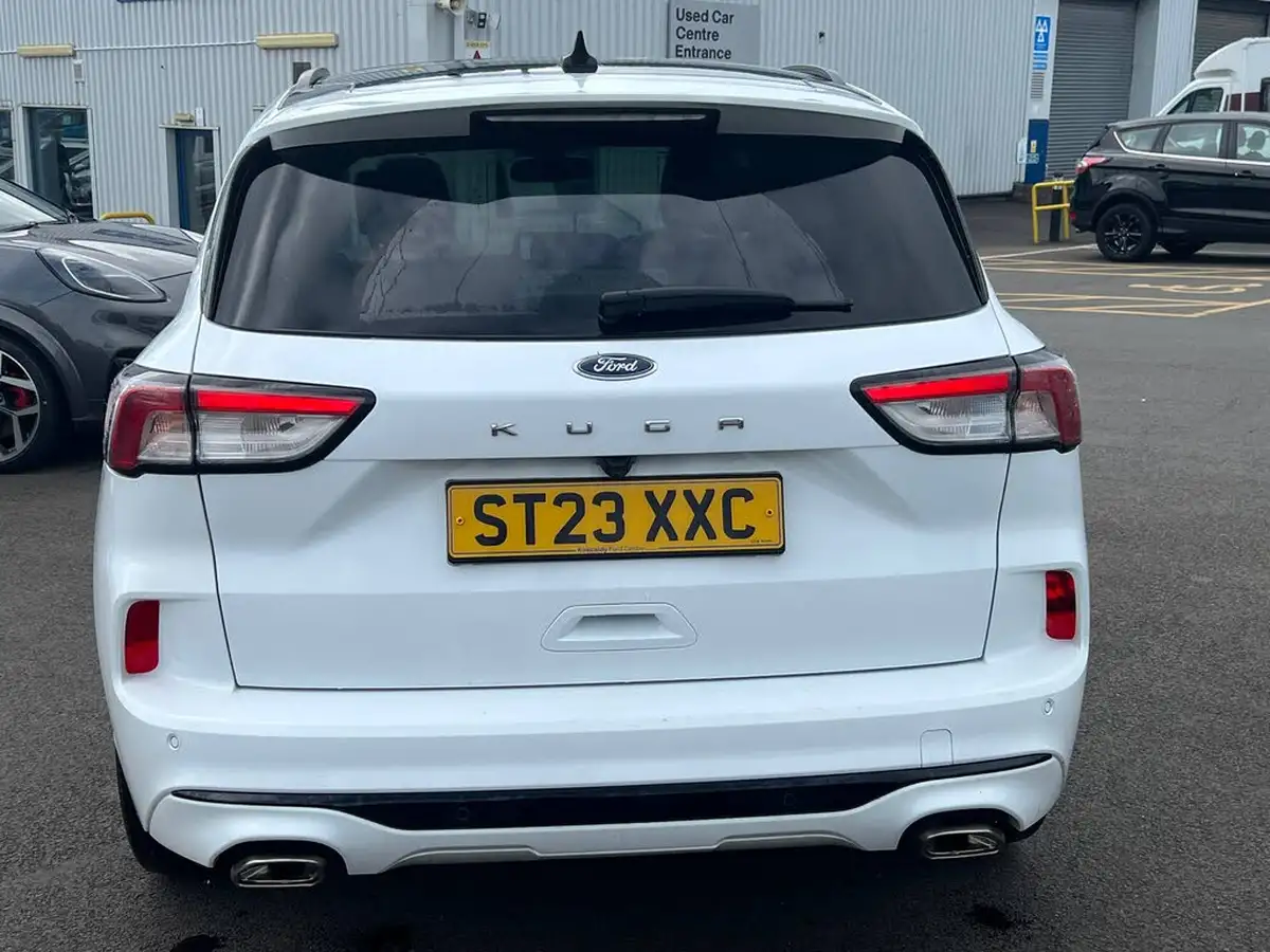 2023-ford-kuga-15t-st-line-x-edition-big-5