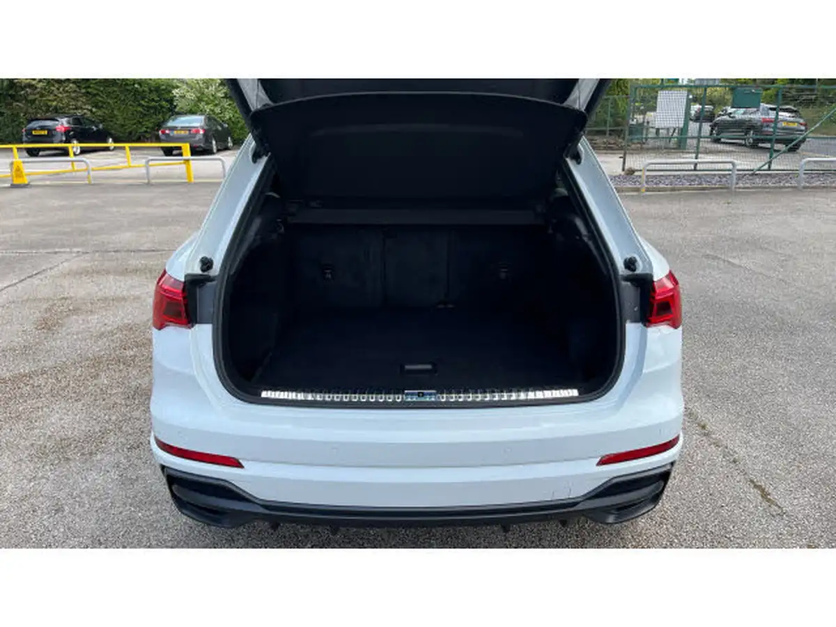 2021-audi-q3-15-35-tfsi-s-line-cod-station-wagon-big-3