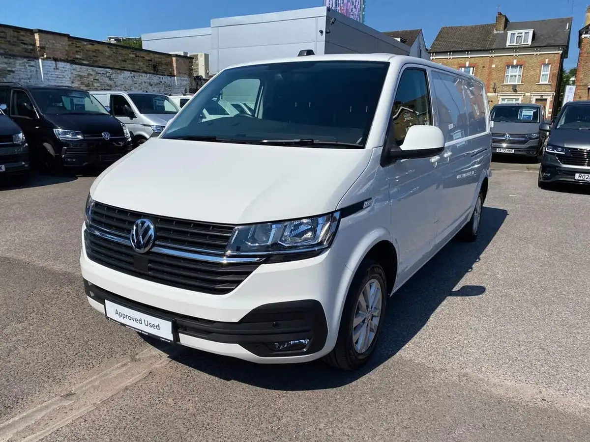 2022-volkswagen-transporter-20tdi-t28-highline-bmt-lwb-150pseu6dt-e-big-5