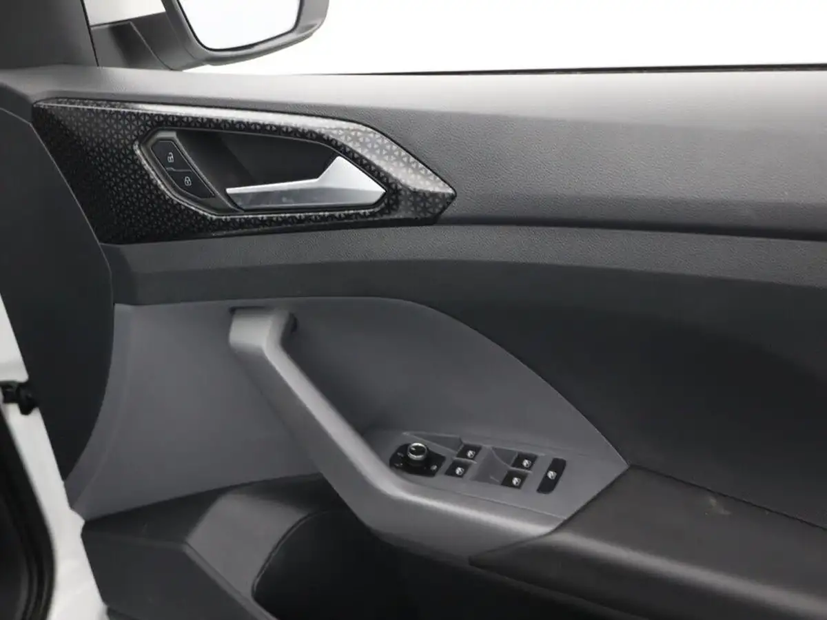 2021-volkswagen-t-cross-10-tsi-sel-110ps-dsg-big-29