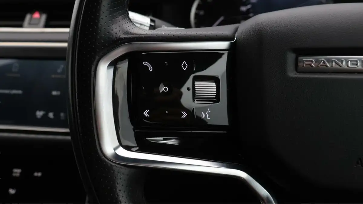 2021-land-rover-range-rover-evoque-20-d200-r-dynamic-s-big-23