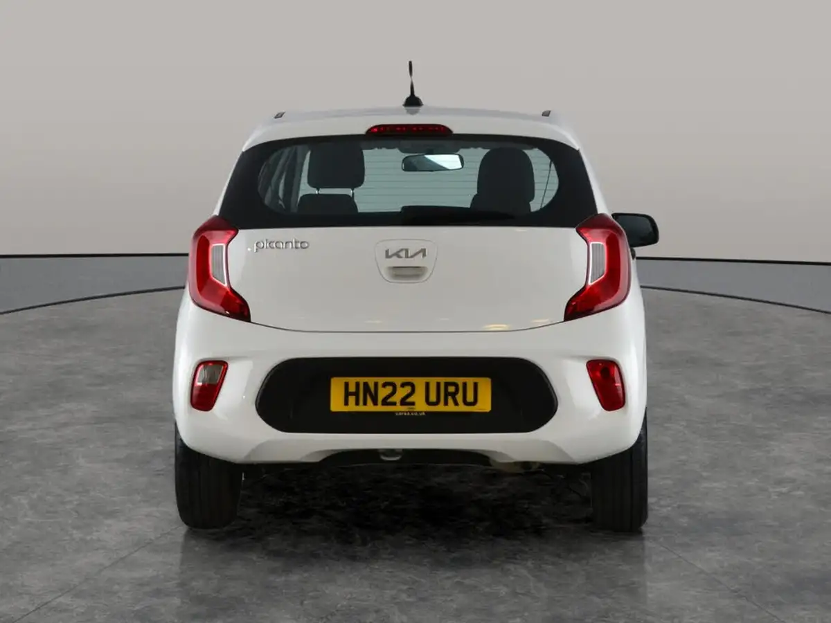 2022-kia-picanto-10-1-big-9