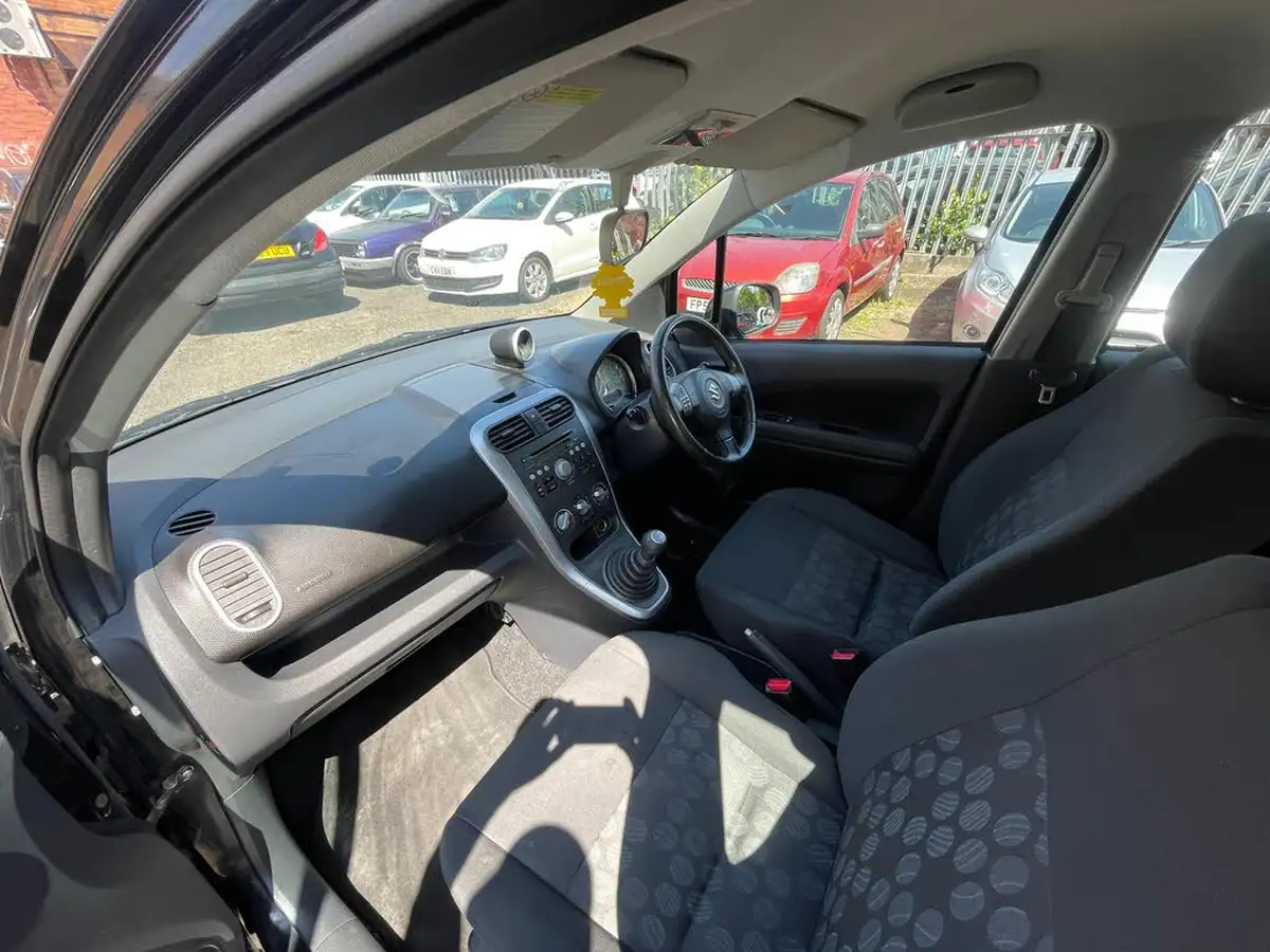 2008-suzuki-splash-12-gls-big-7