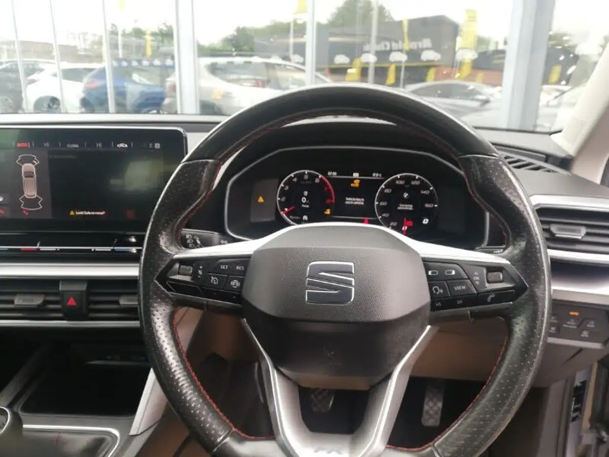 2021-seat-leon-15-tsi-evo-fr-130ps-estate-big-6