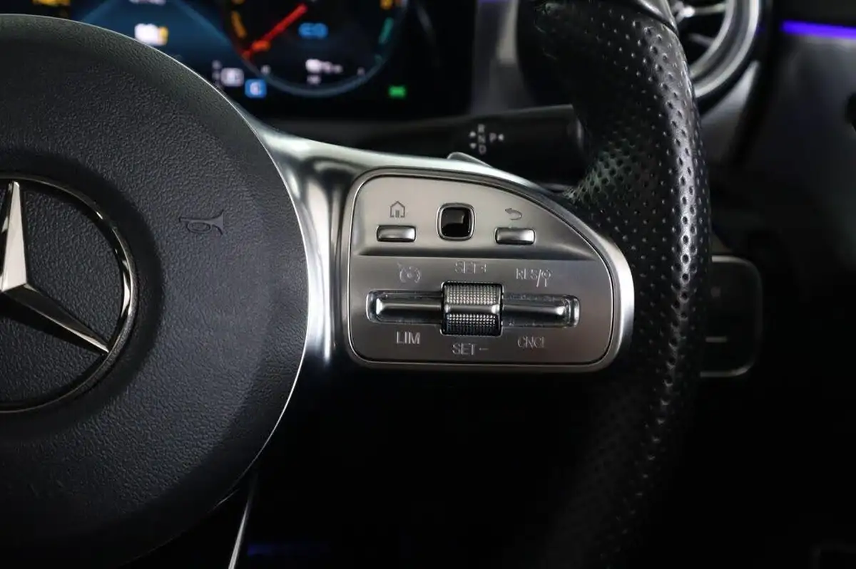 2022-mercedes-benz-a-class-13-a250e-amg-line-premium-plus-edition-saloon-4d-big-17