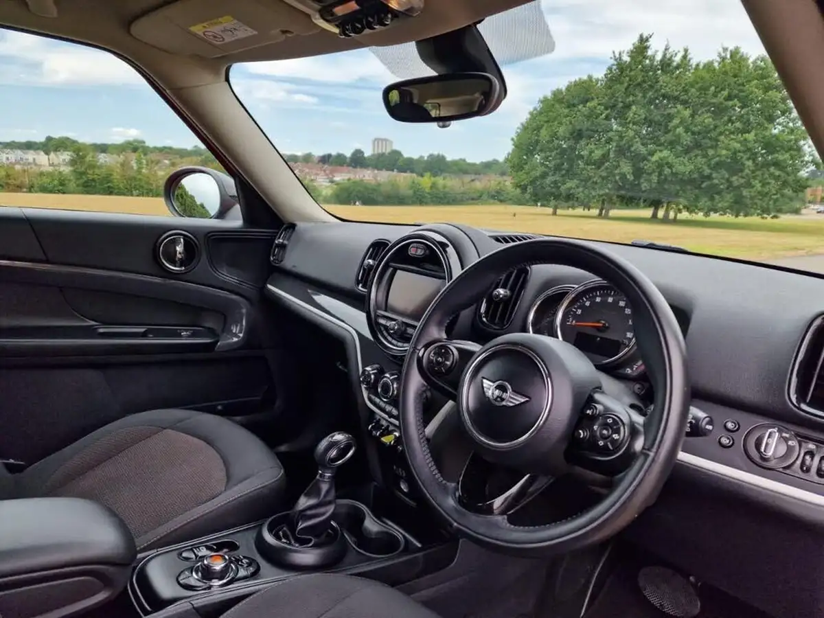 2017-mini-countryman-15-cooper-s-e-phev-ss-big-14