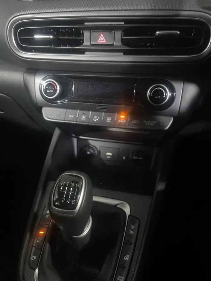 2021-hyundai-kona-10-t-gdi-ultimate-big-25