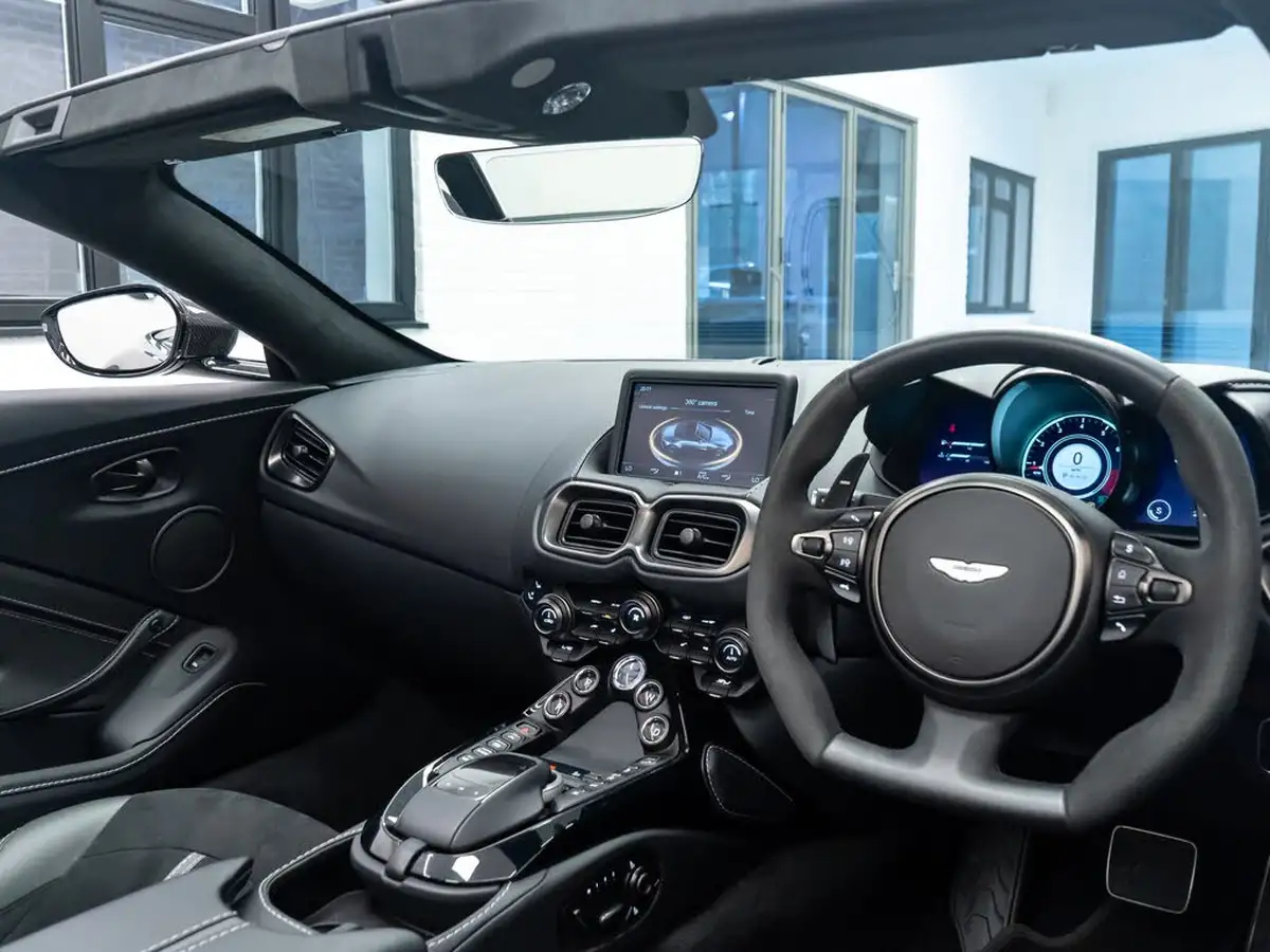 2023-aston-martin-vantage-40-v8-vantage-roadster-auto-big-58