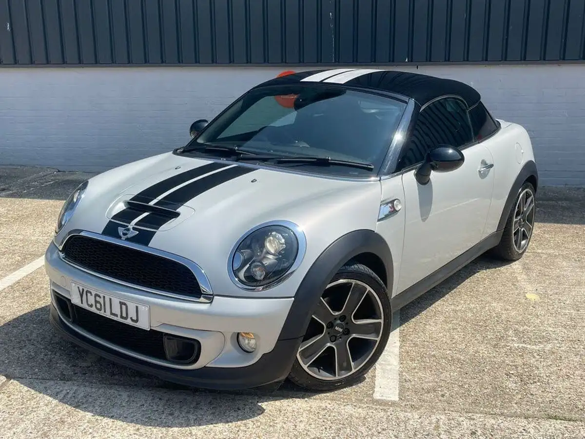 2011-mini-cooper-20td-cooper-sd-avenue-coupe-3d-auto-big-35
