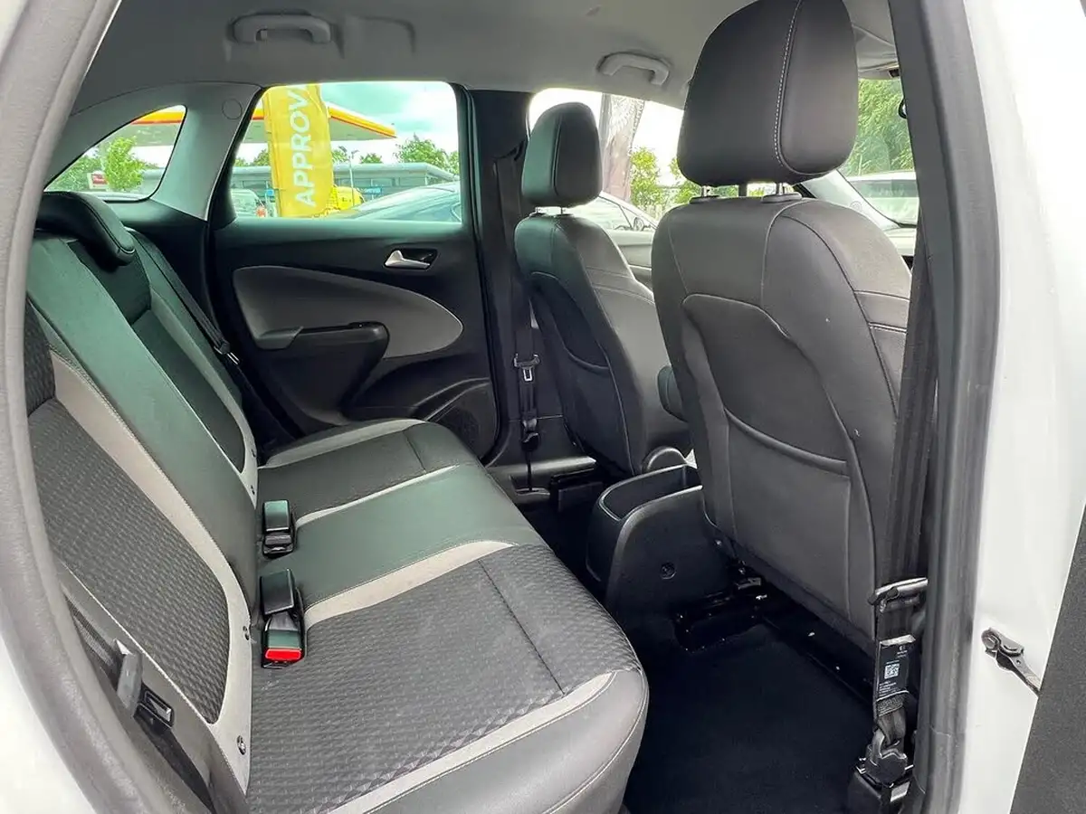 2018-vauxhall-crossland-x-12-elite-nav-81ps-big-13