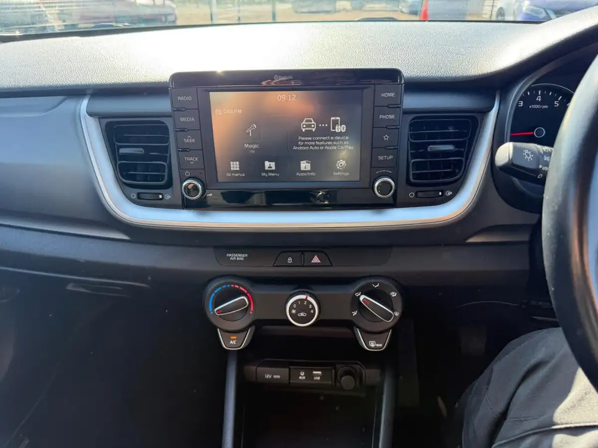 2021-kia-stonic-10-t-gdi-2-118bhp-big-19