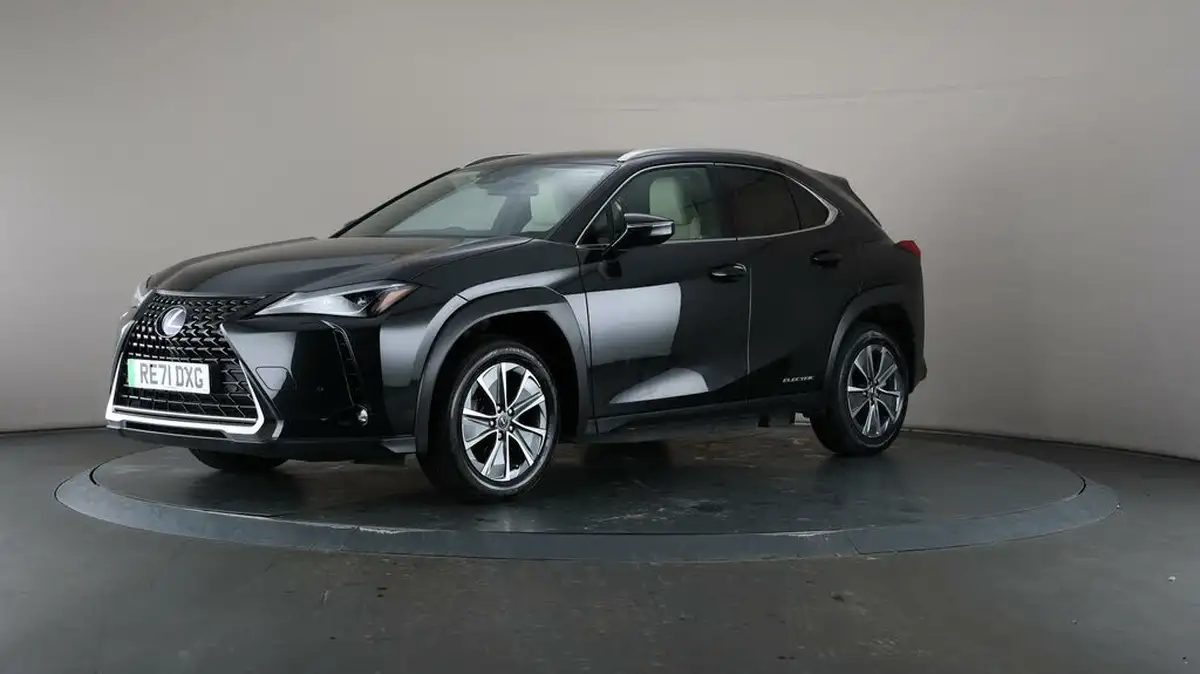 2021-lexus-ux-300e-e-ux-big-3