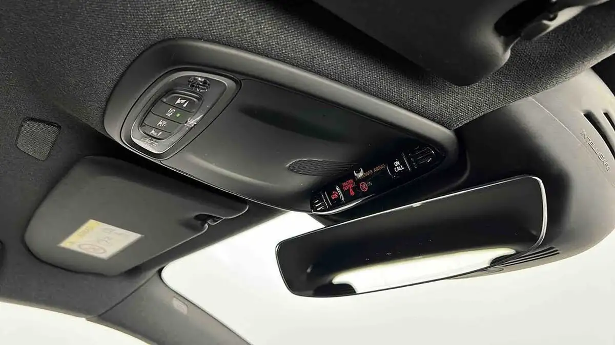2021-volvo-xc40-15-t3-r-design-161bhp-big-35