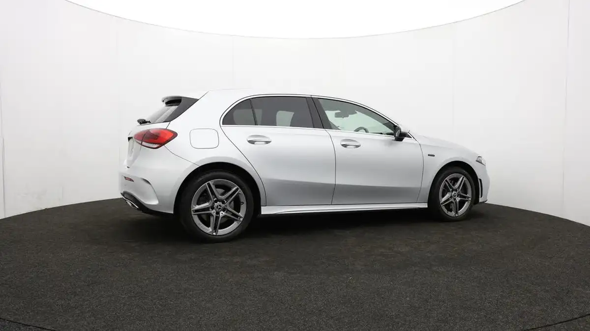 2021-mercedes-benz-a-class-13-a250e-amg-line-hatchback-5d-big-21