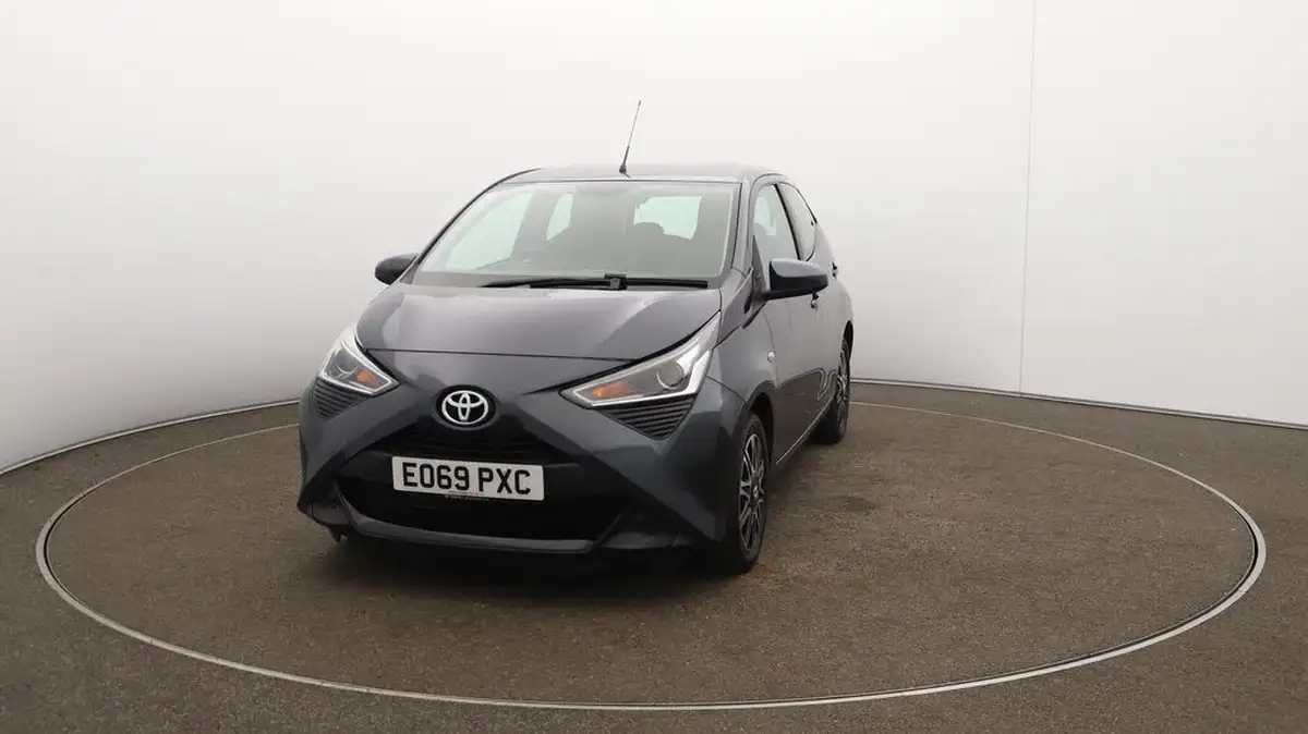 2019-toyota-aygo-10-vvt-i-x-play-tss-x-shift-big-37