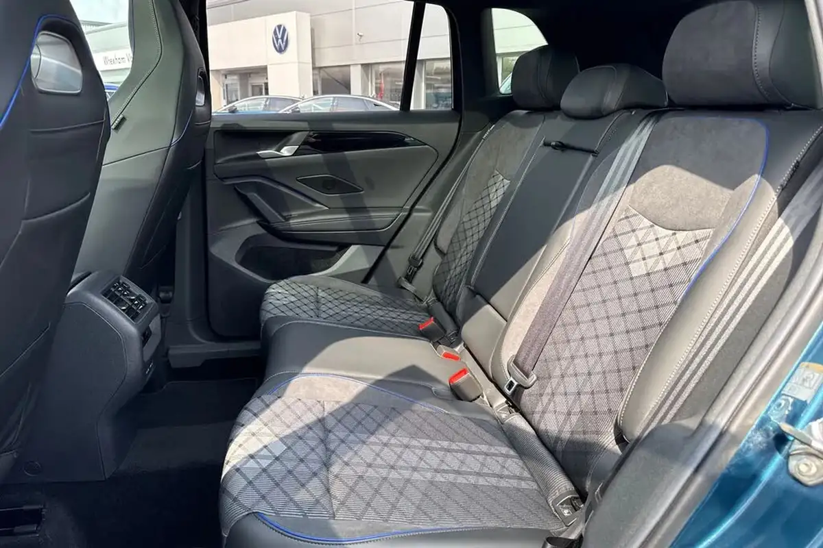 2024-volkswagen-tiguan-15-etsi-r-line-big-34
