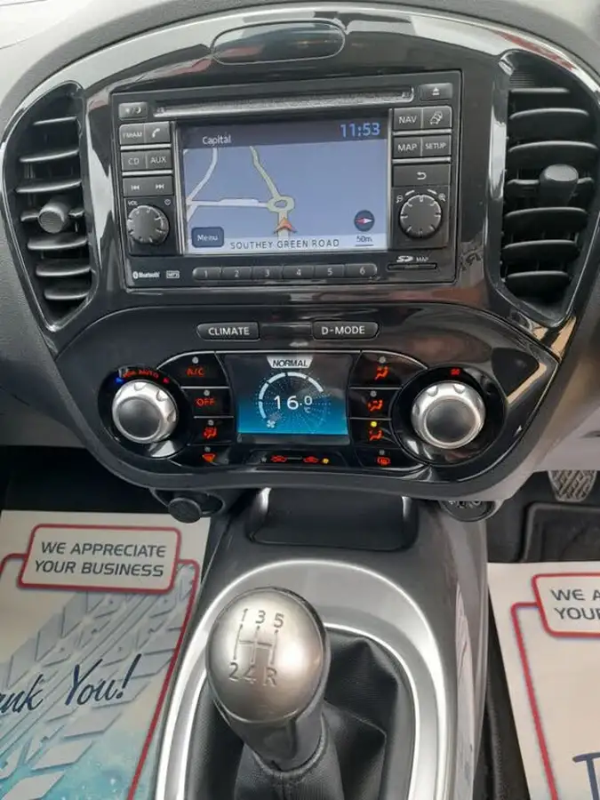 2011-nissan-juke-16-acenta-premium-16v-1598cc-big-15