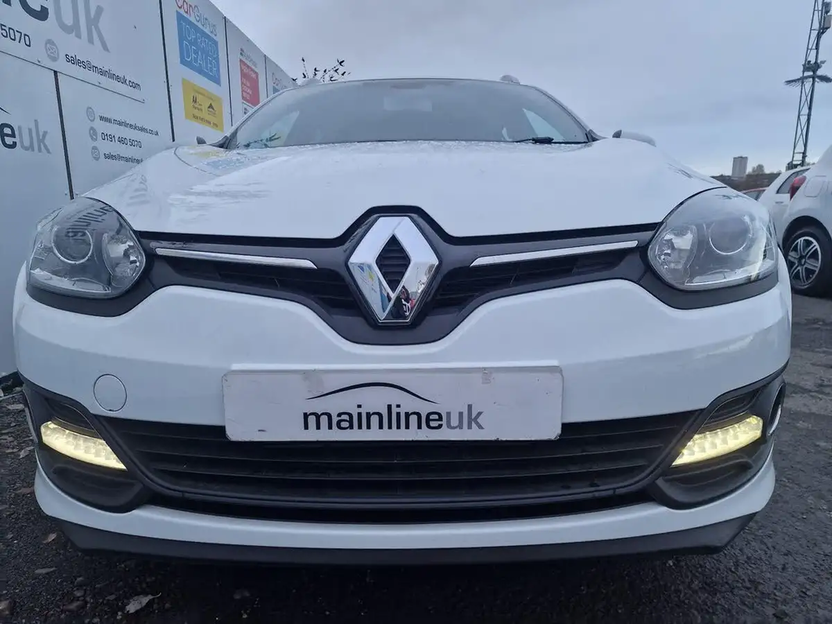 2015-renault-megane-15dci-dynamique-nav-energy-ss-sport-tourer-5d-big-1