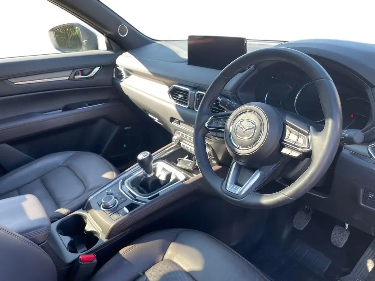 2023-mazda-cx-5-20-takumi-big-14