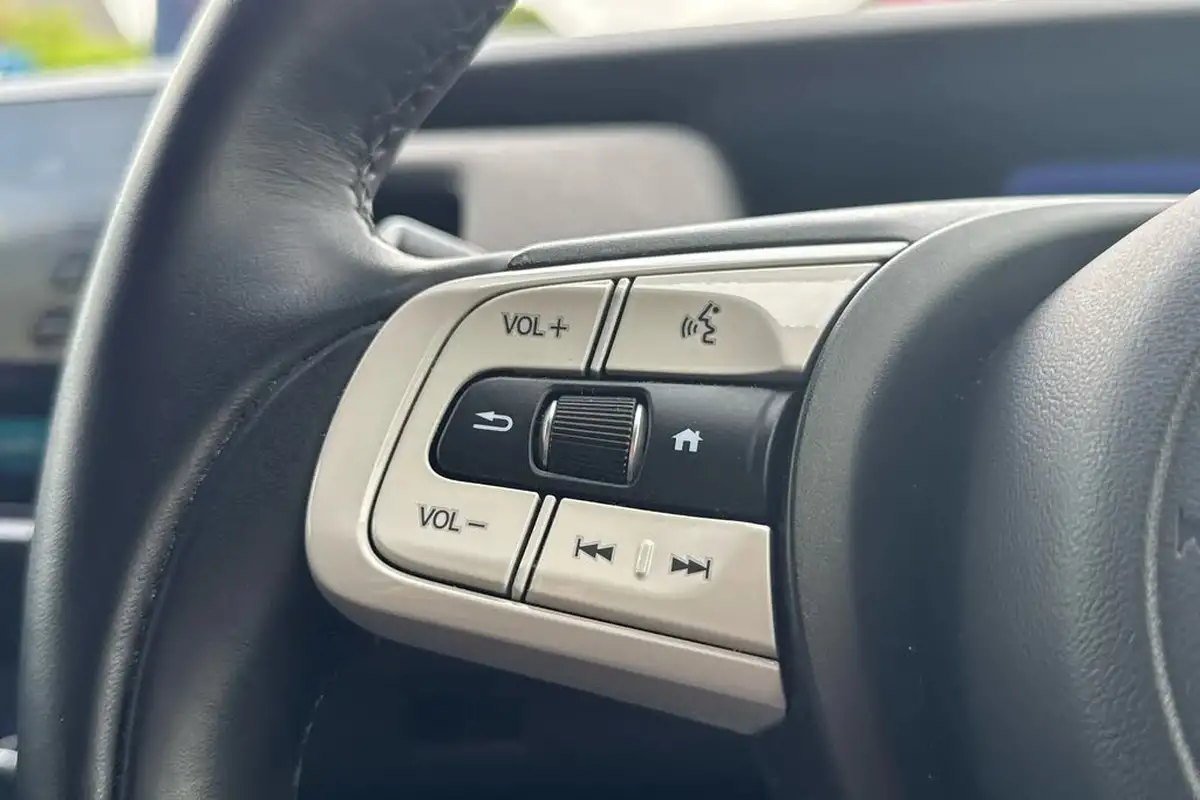 2023-honda-jazz-15-i-mmd-crosstar-ex-big-17