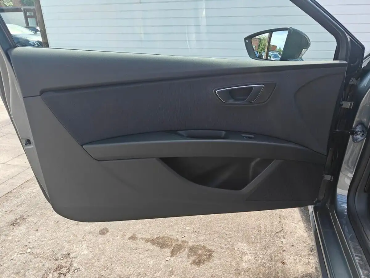 2017-seat-leon-14-tsi-fr-titanium-technology-big-41