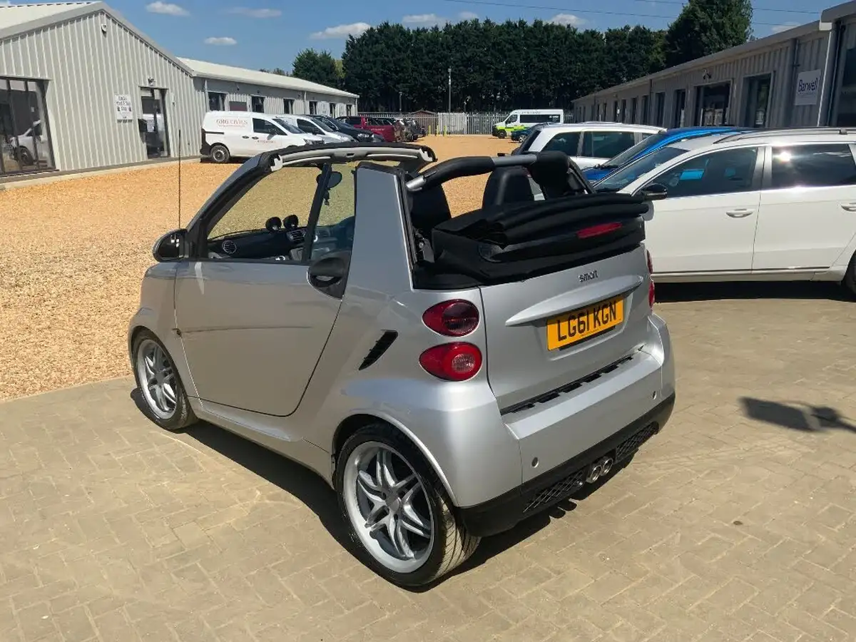 2011-smart-fortwo-10-passion-84bhp-cabriolet-auto-big-1