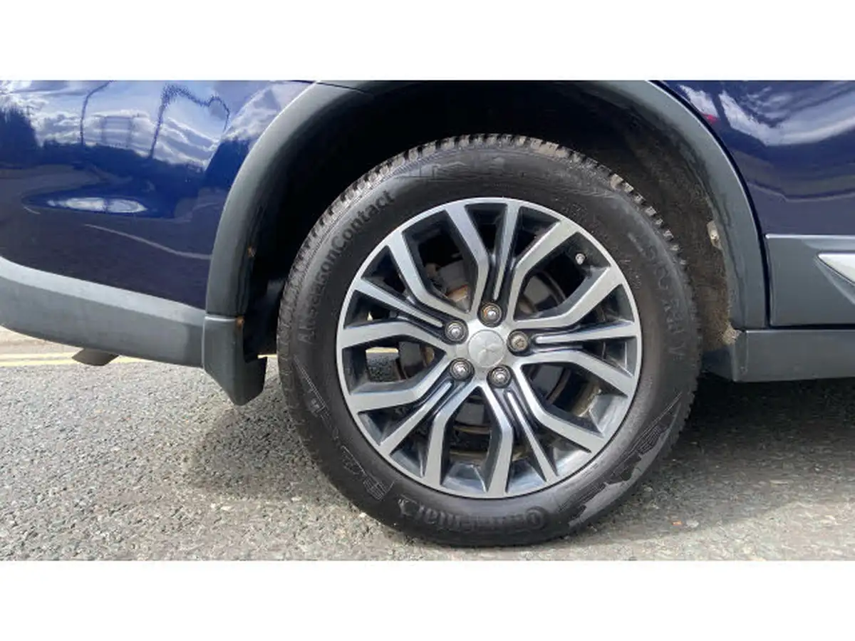 2017-mitsubishi-outlander-22di-d-4-big-6