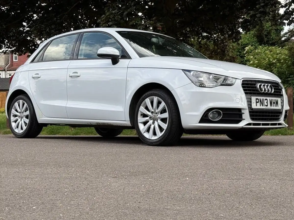 2013-audi-a1-14-tfsi-122ps-sportback-5d-1390cc-s-tronic-big-13