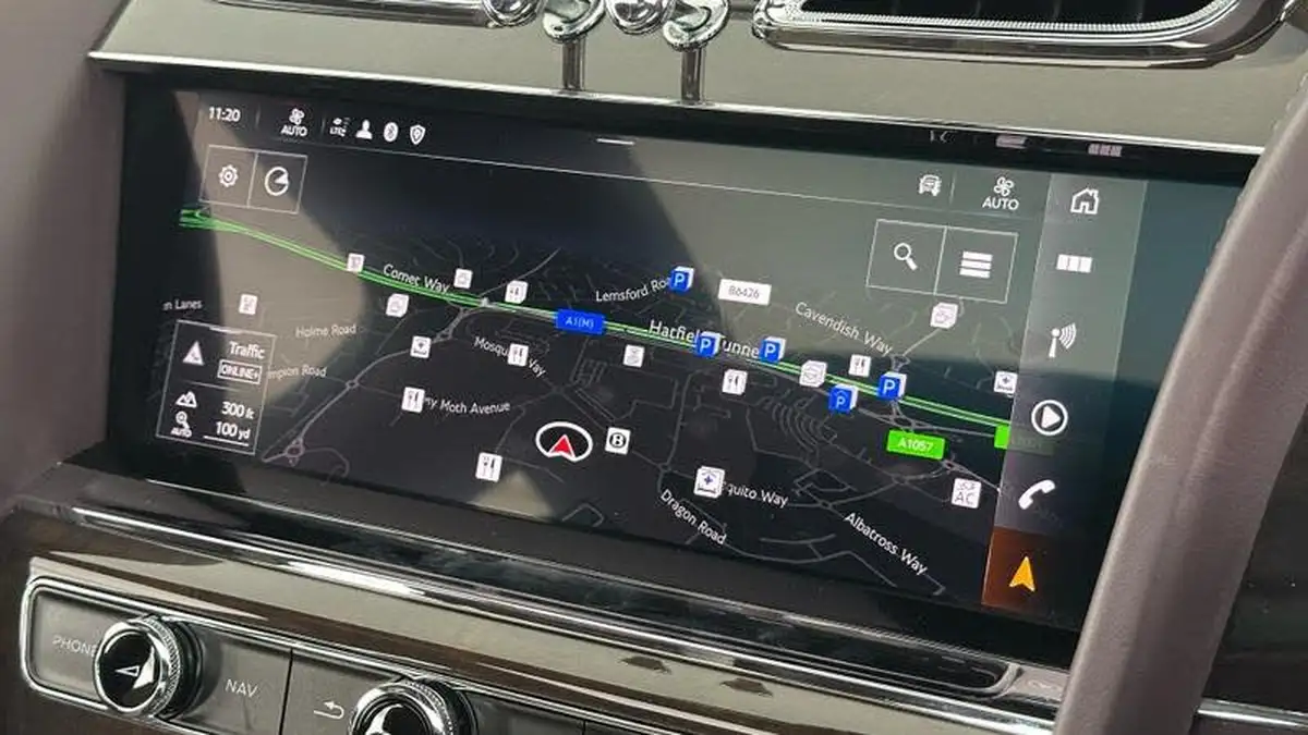 2020-bentley-bentayga-30-hybrid-big-10