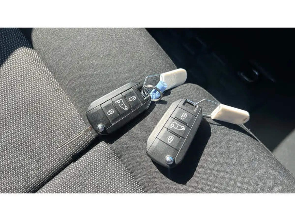 2023-peugeot-expert-15-bluehdi-asphalt-premium-long-1000-big-19
