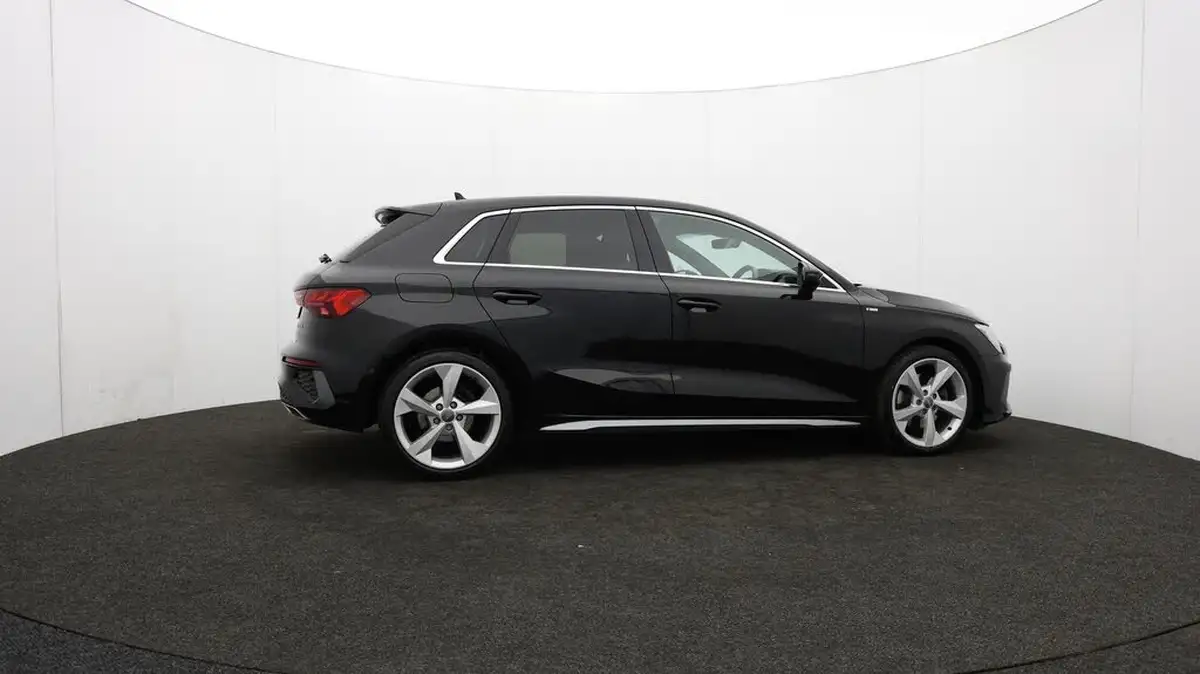 2020-audi-a3-10-30-tfsi-110ps-sportback-5d-s-tronic-big-39