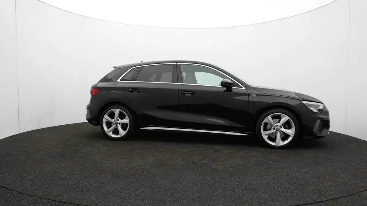 2020-audi-a3-10-30-tfsi-110ps-sportback-5d-s-tronic-big-43