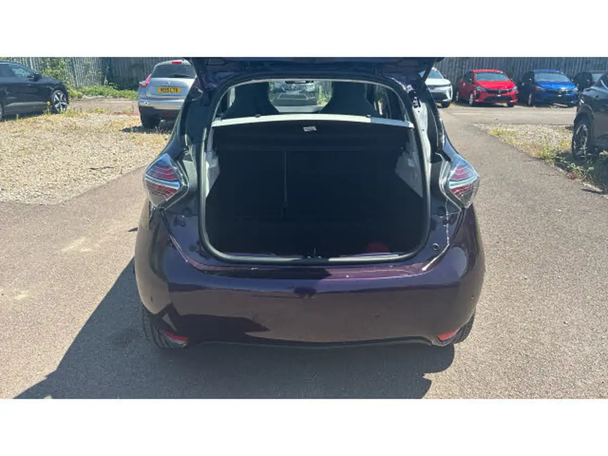 2021-renault-zoe-e-i-iconic-110ps-r110ze50-big-3