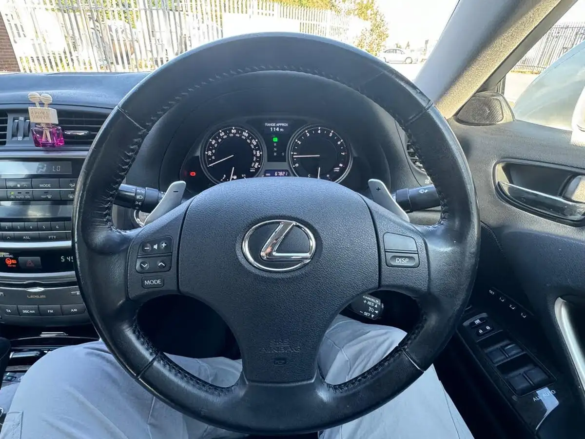 2009-lexus-is-250-25-se-l-saloon-4d-auto-big-20