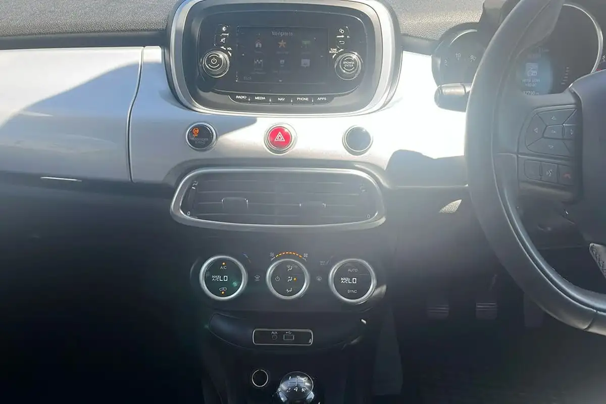 2017-fiat-500x-16-e-torq-pop-star-big-31