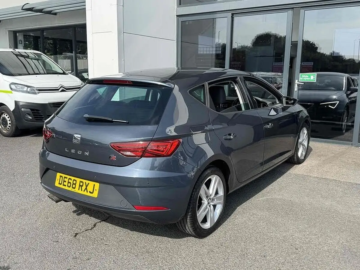 2018-seat-leon-15-tsi-evo-fr-130ps-hatchback-big-14