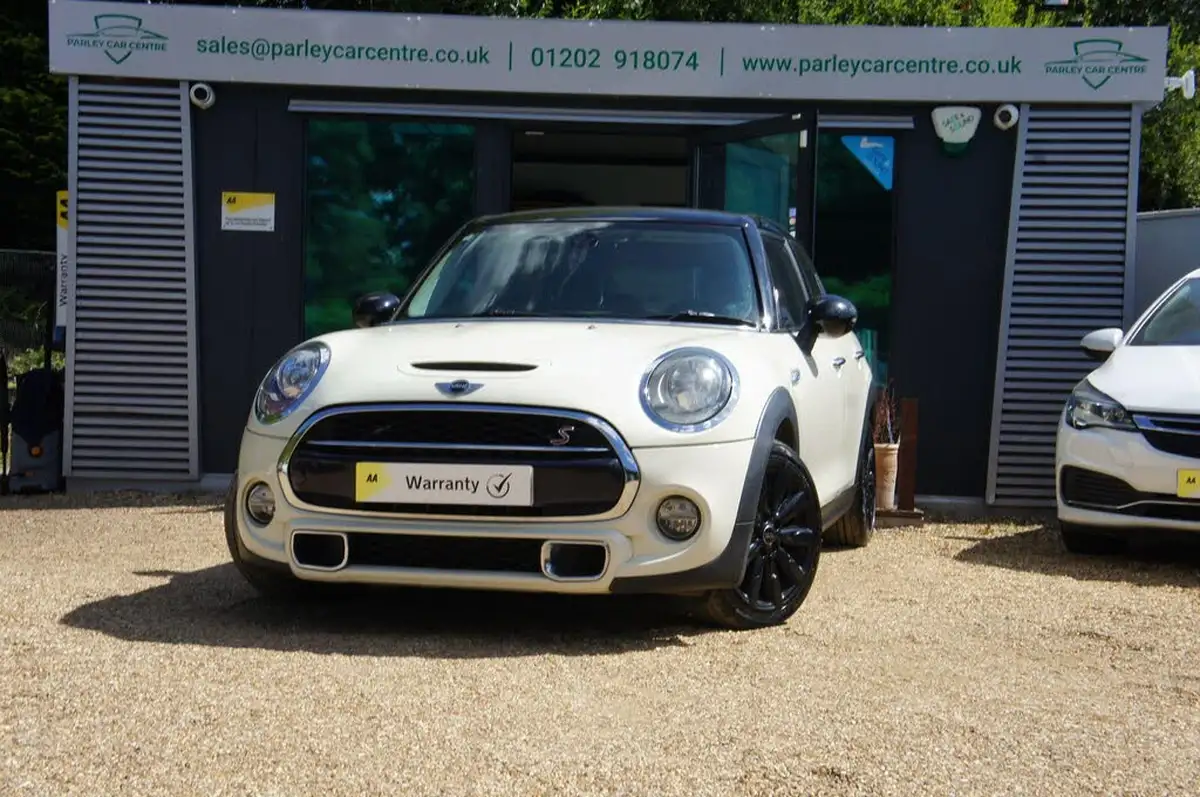 2015-mini-cooper-20td-cooper-sd-170bhp-ss-hatchback-5d-big-0