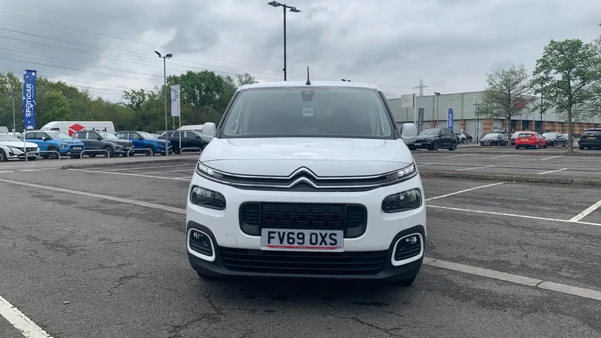 2019-citroen-berlingo-15bluehdi-flair-xl-size-130ps-eat8-big-7