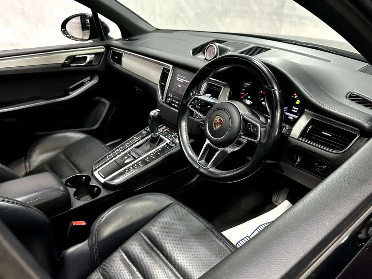 2016-porsche-macan-30-gts-big-45