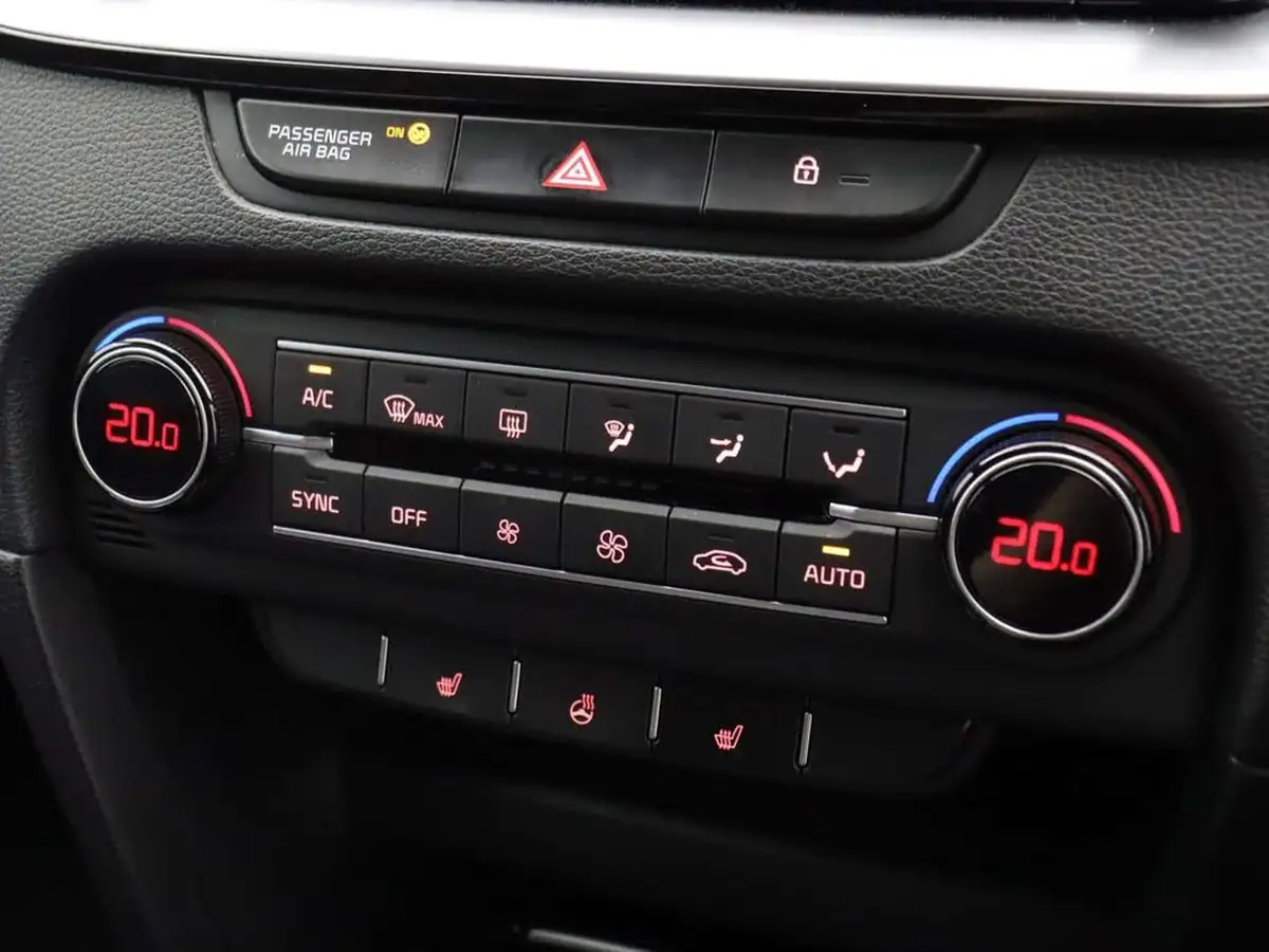 2021-kia-pro-ceed-16-t-gdi-gt-big-27