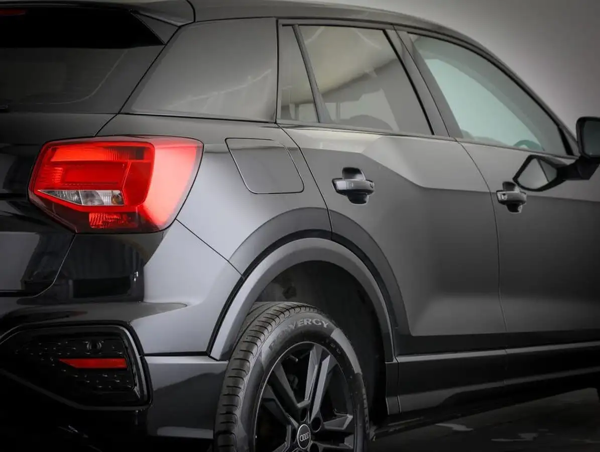 2022-audi-q2-10-30-tfsi-sport-big-6