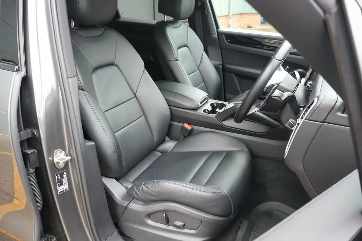 2023-porsche-cayenne-30-v6-340ps-station-wagon-big-12