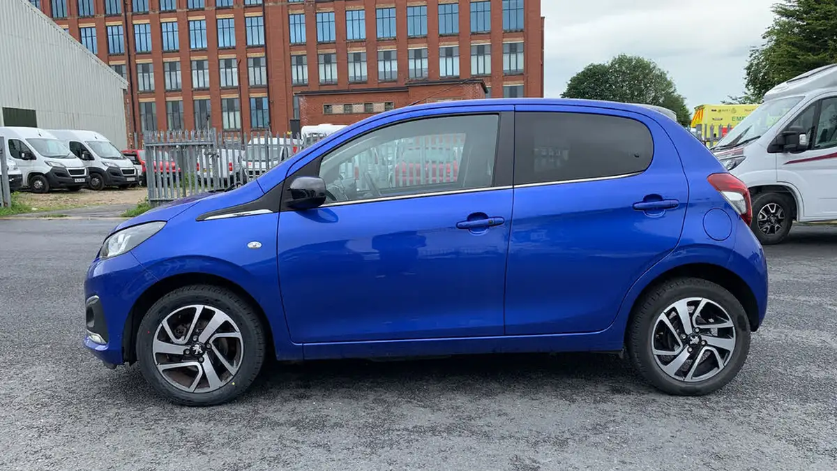 2021-peugeot-108-10-allure-hatchback-5d-big-5