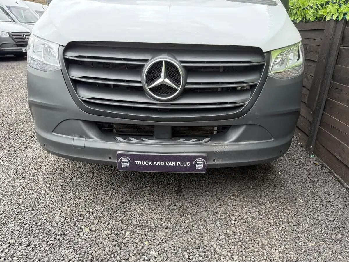 2020-mercedes-benz-sprinter-20cdi-315-l1h1-progressive-big-7