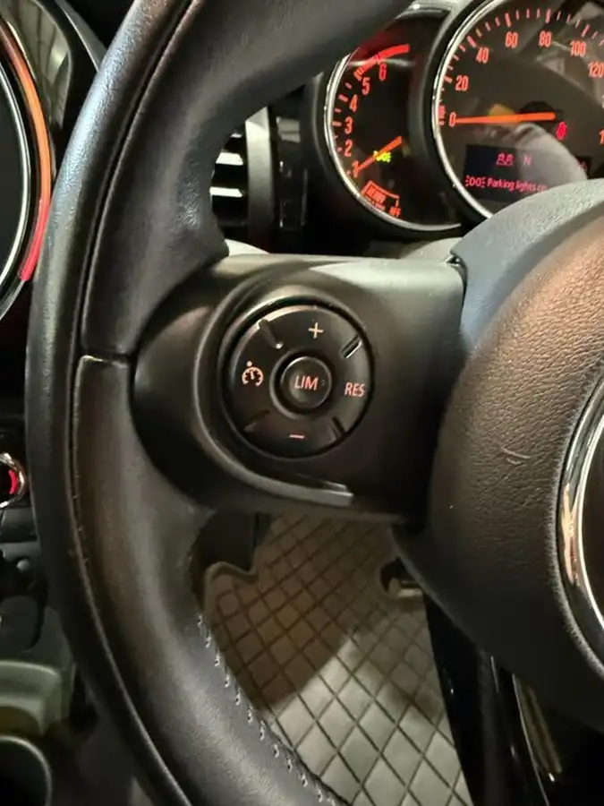 2015-mini-cooper-15td-cooper-d-114bhp-3d-big-16